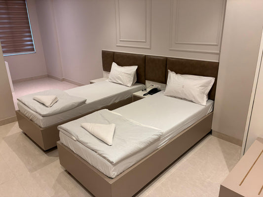 Standard Deluxe Hotel Room - Twin Beds with Premium Amenities