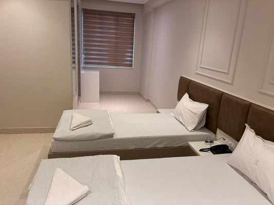 Standard Deluxe Hotel Room - Twin Beds with Premium Amenities